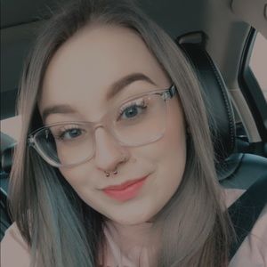 Meet your Posher, Gabby